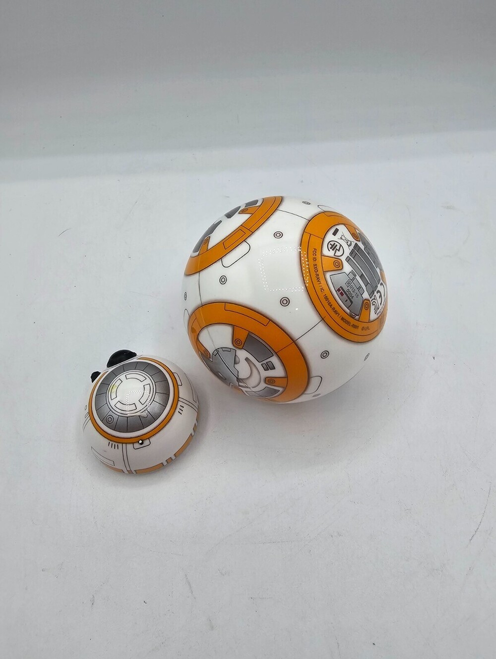 Sphero Star Wars BB-8 App-Enabled Droid robot - Picture 4 of 5